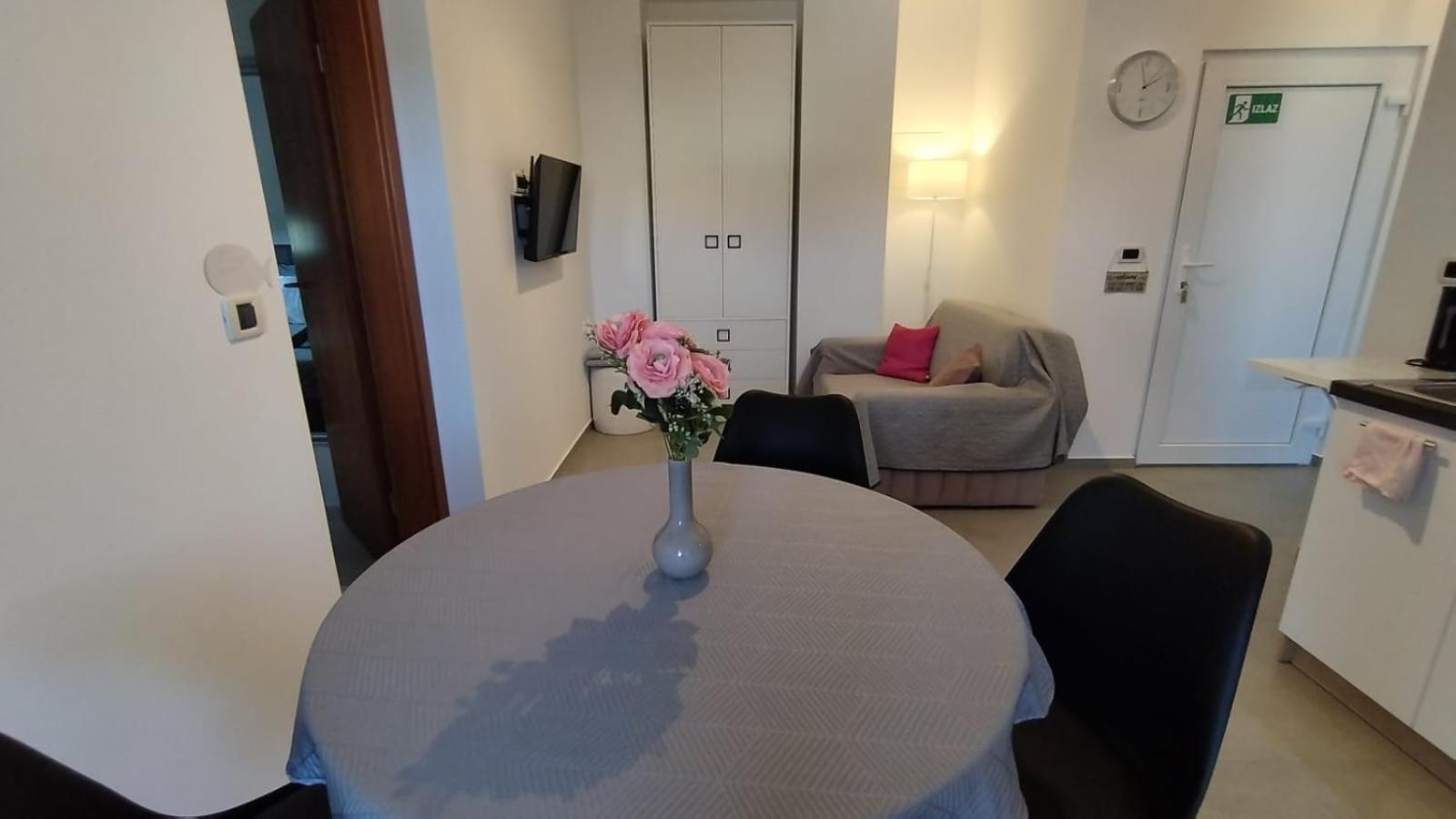Crystal Apartment Ουμάγκ Εξωτερικό φωτογραφία